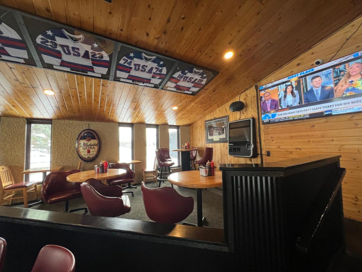 The Patch Lodge Warroad エクステリア 写真